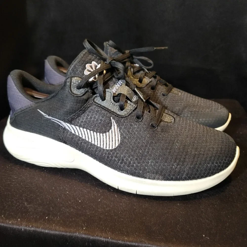 Nike men's 12